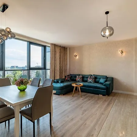 Metalex Garden 2bdrm Luxury Διαμέρισμα