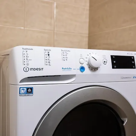 Metalex Garden 2bdrm Luxury