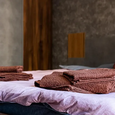 Metalex Garden 2bdrm Luxury