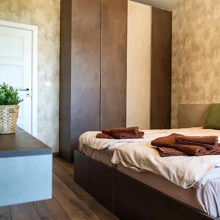 Metalex Garden 2bdrm Luxury Appartamento