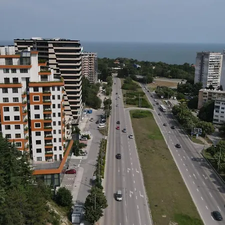 Metalex Garden 2bdrm Luxury Βάρνα