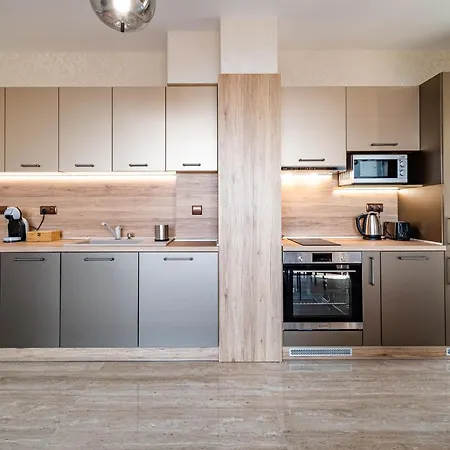 Metalex Garden 2bdrm Luxury Apartamento *