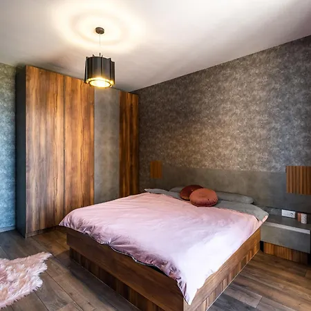 Metalex Garden 2bdrm Luxury Apartamento *