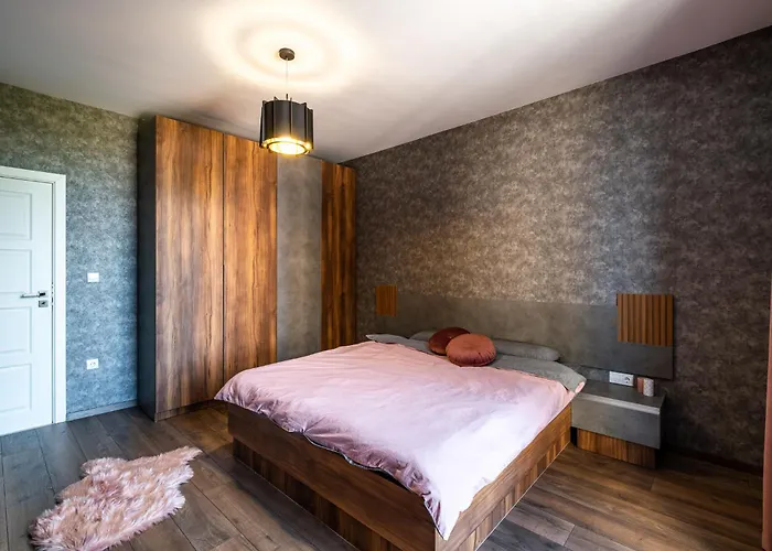 Metalex Garden 2bdrm Luxury Apartamento *